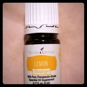 Lemon Vitality Young Living essential oil
